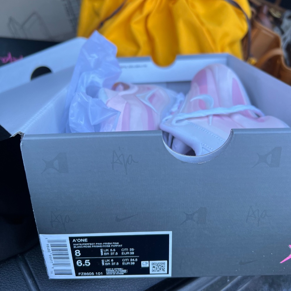 A’ja Wilson Sneakers - Picture 3 of 3